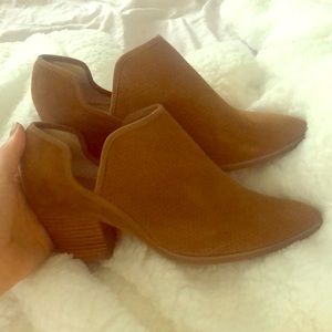 Seychelles Size 8 Camel brown shoes